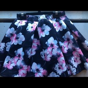 Girls floral skirt